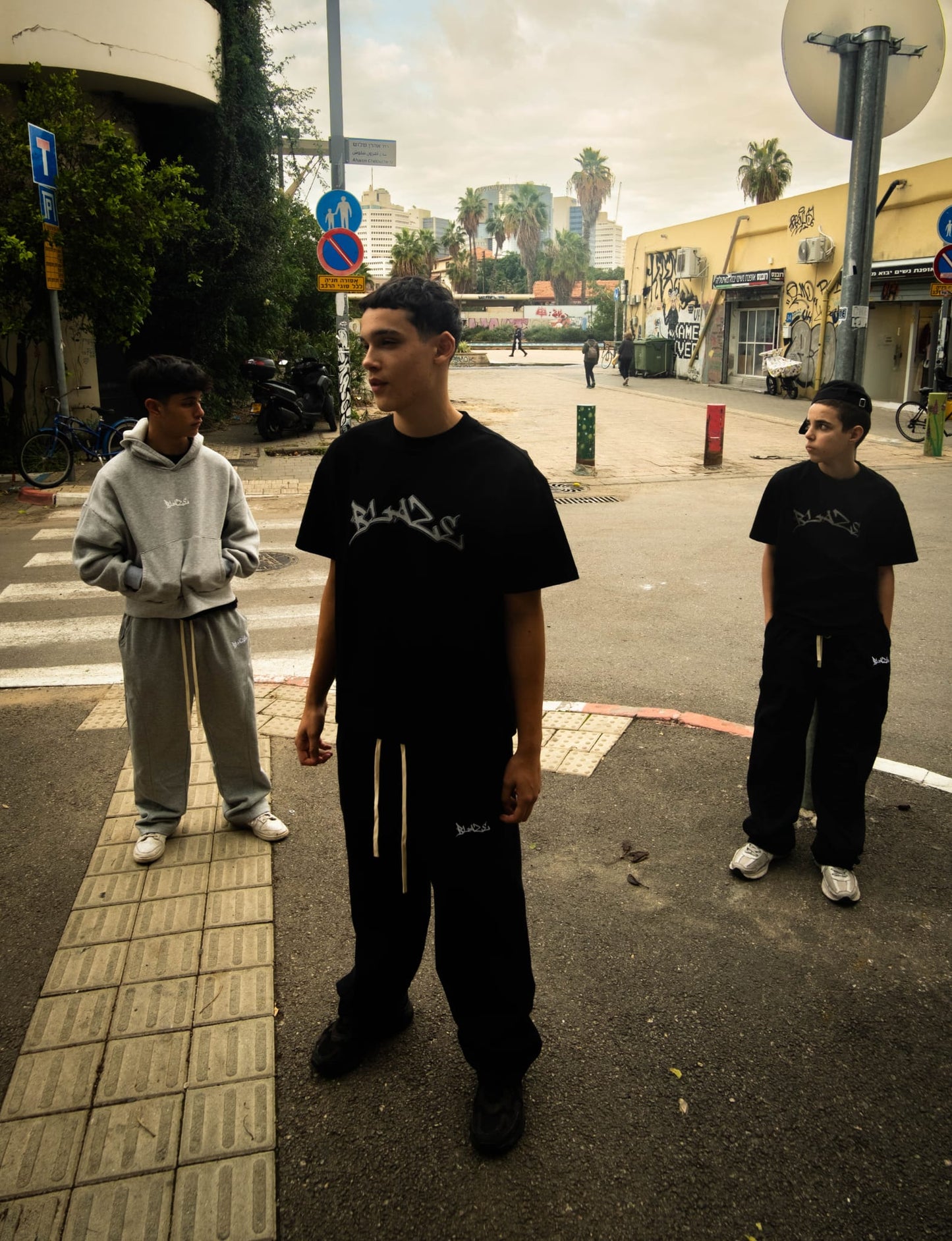 BLAZE JOGGERS - BLACK